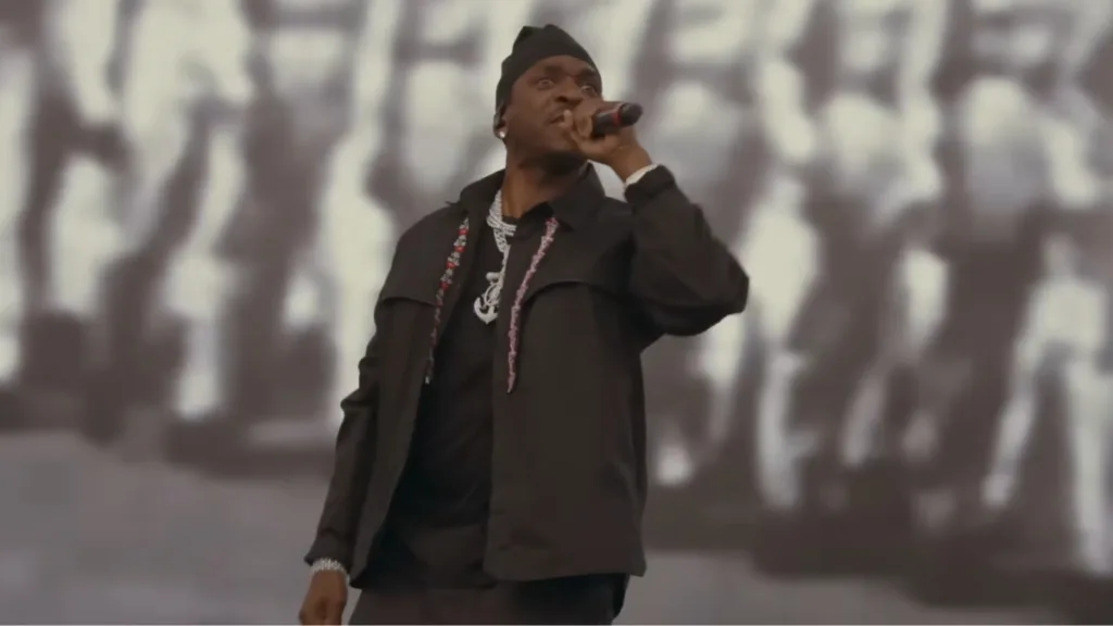 Clipse i Travis Barker na scenie Coachella 2026