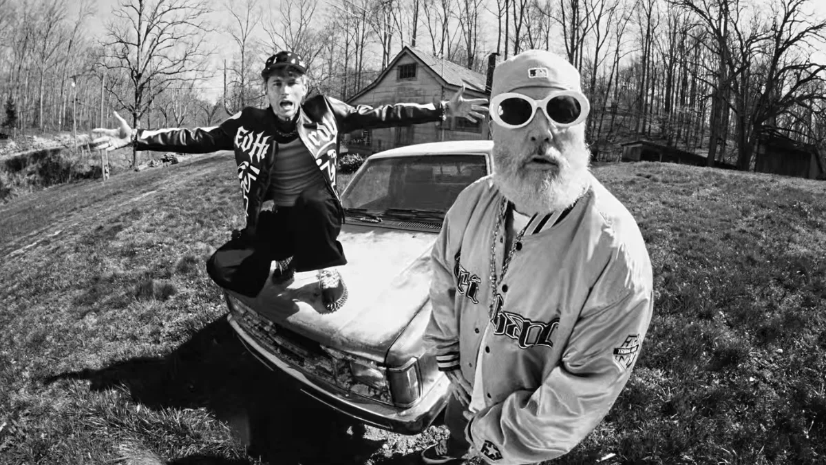 MGK i Fred Durst łączą siły w utworze Fix Ur Face