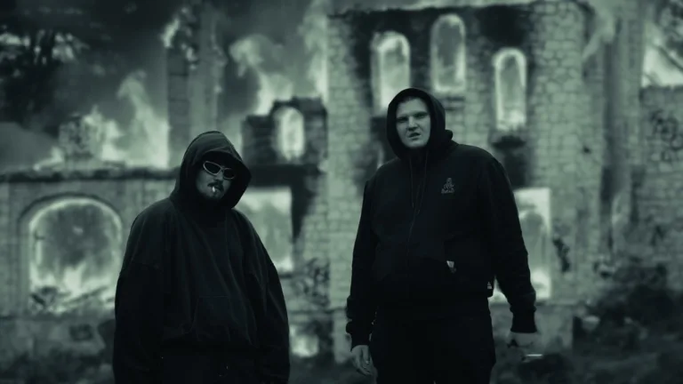 Destro i Johny Flex w singlu Widzę Cię